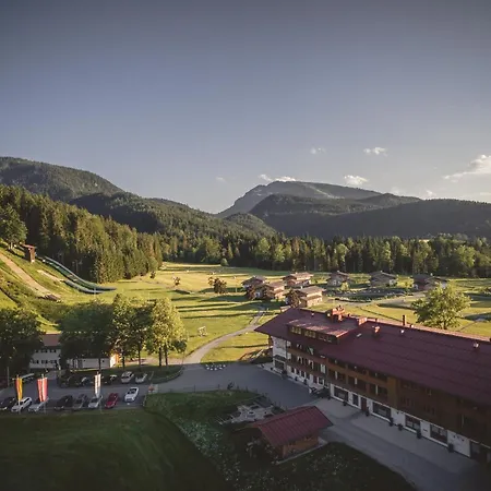 Relais & Chateaux Chalets Gut Steinbach 샬레 *