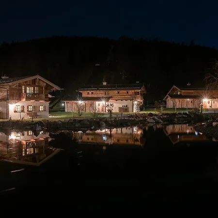 Relais & Chateaux Chalets Gut Steinbach 샬레 *